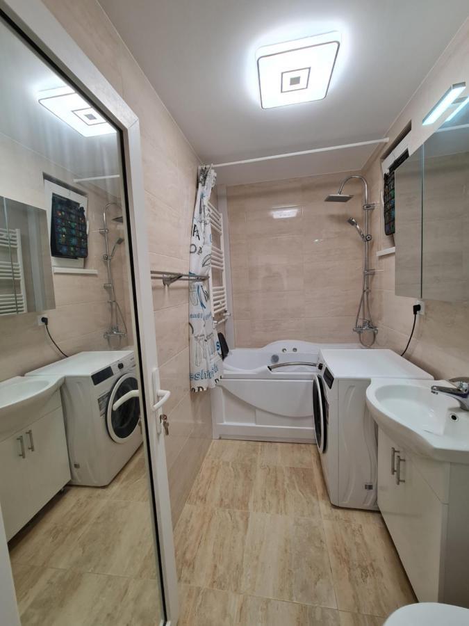 Luxury Panoramic Apartment Oradea Ngoại thất bức ảnh